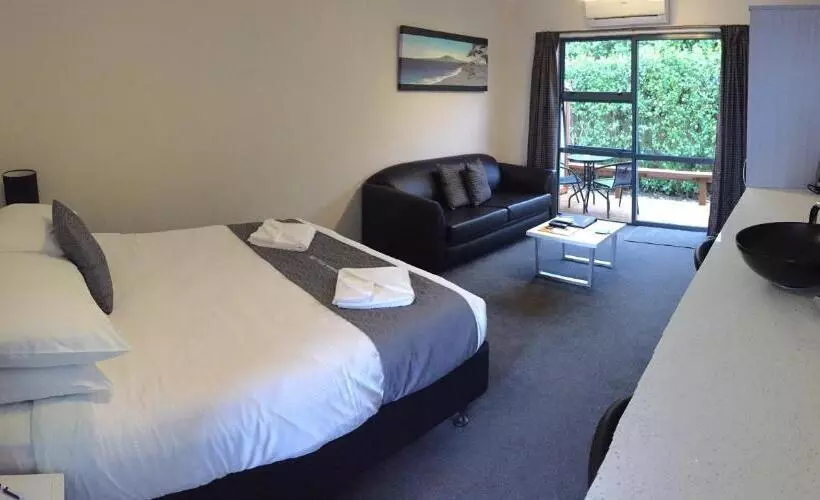 クイーンベッドのスタンダードスタジオ, Matakana Motel
