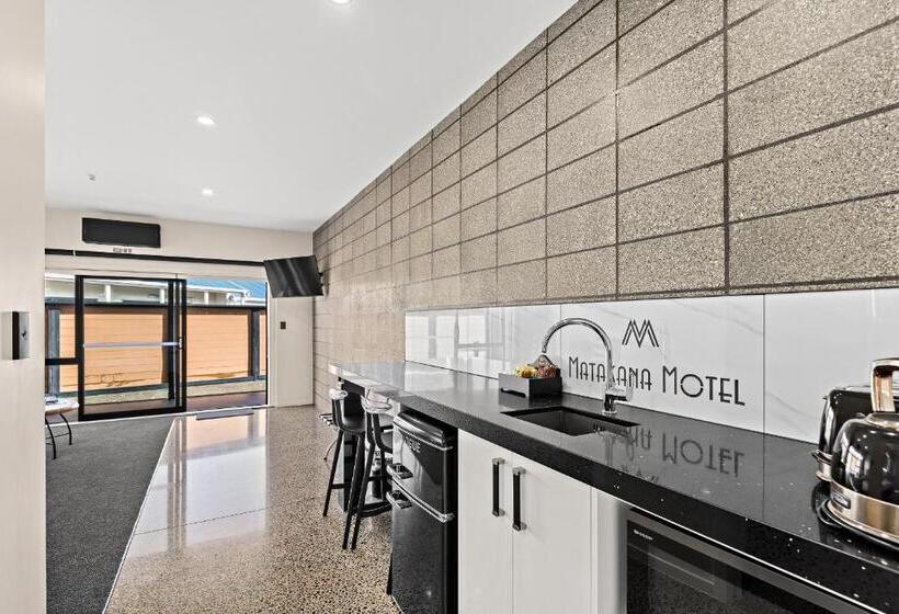 إستوديو قياسى مزودة بتراس, Matakana Motel