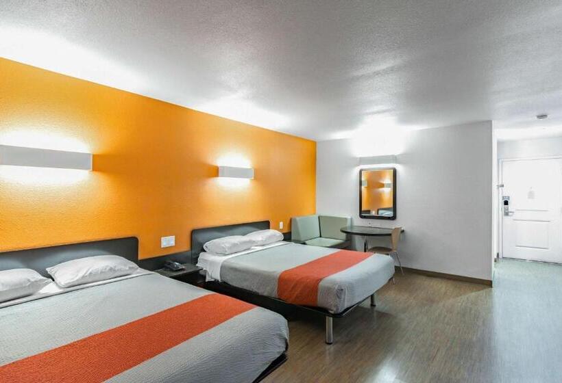 اتاق استاندارد, Motel 6anaheim, Ca