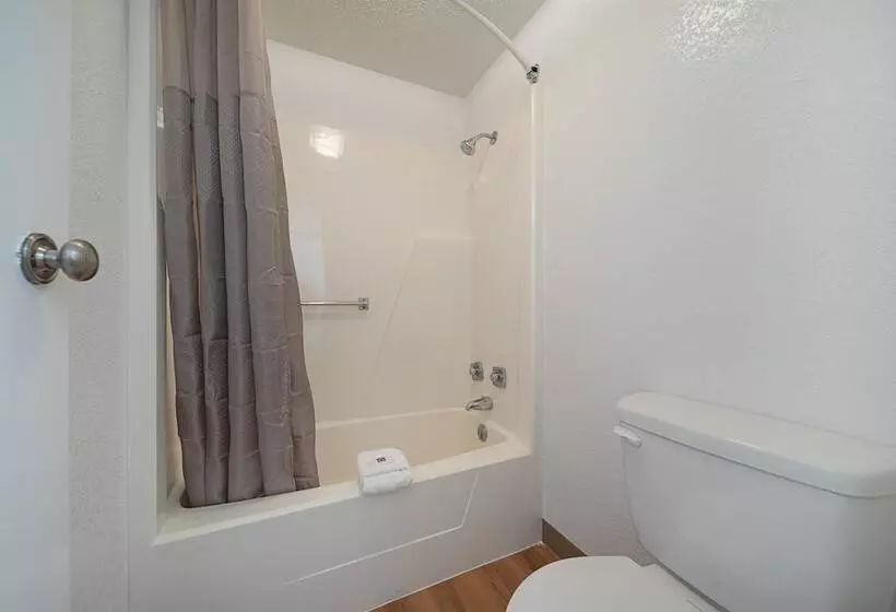 ２ダブルベッドのスタンダードルーム, Motel 6 Hamburg, Ny