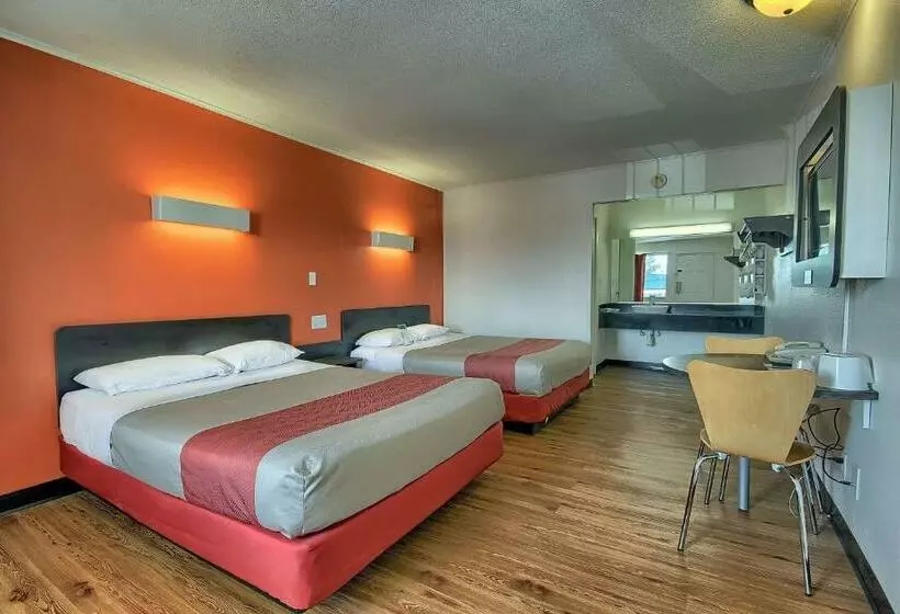 スタンダードルーム, Motel 6lima, Oh