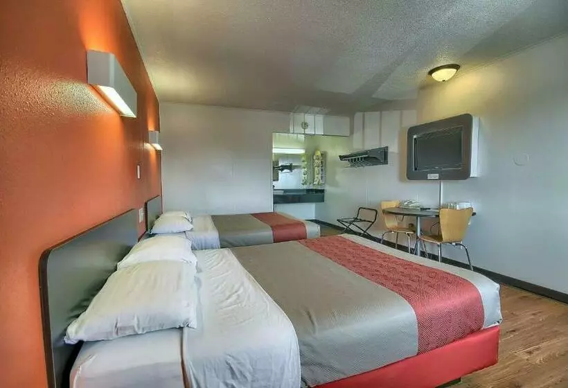 スタンダードルーム, Motel 6lima, Oh