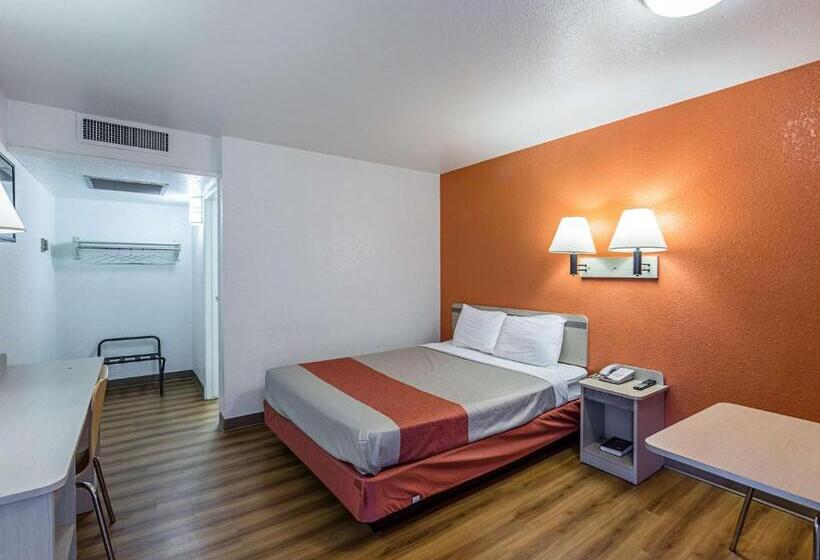 غرفة قياسية, Motel 6yreka, Ca