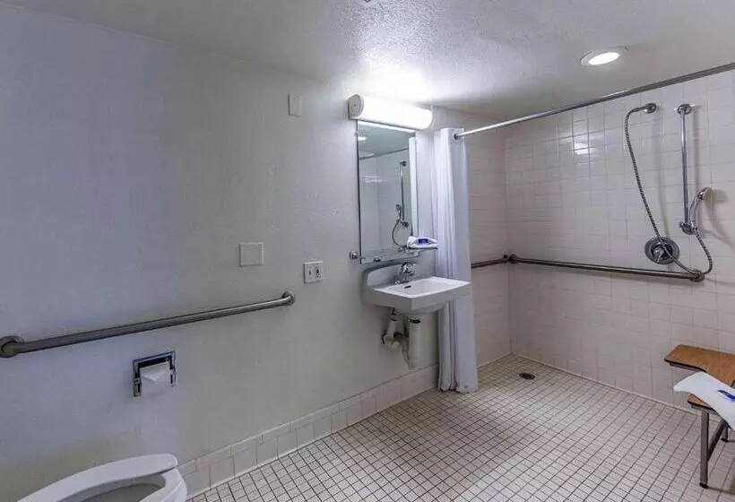 身障者適用スタンダードルーム, Motel 6yreka, Ca