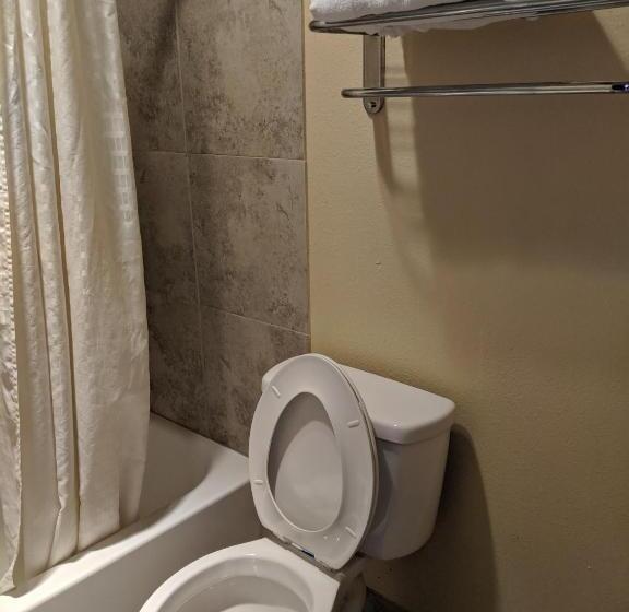 غرفة إقتصادية, Executive Inn Woodward