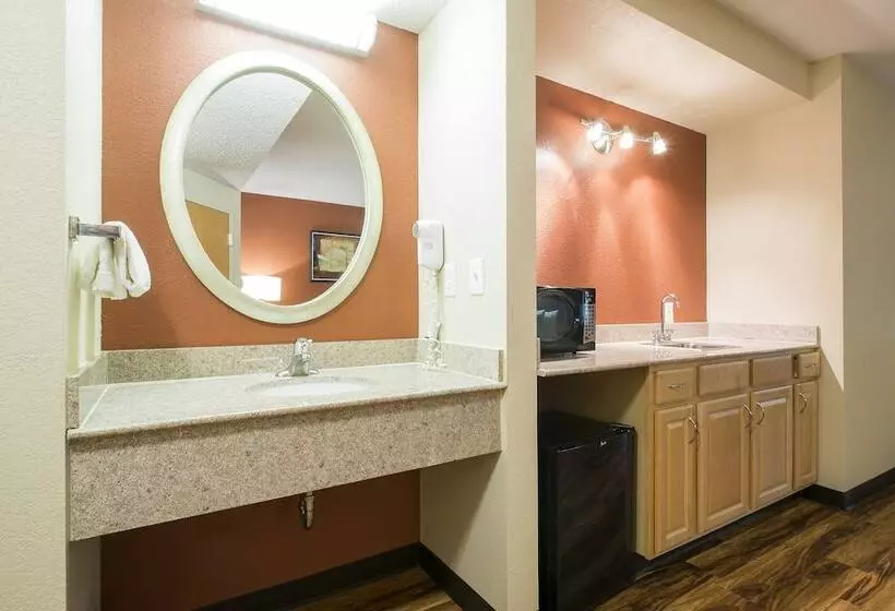 スイート, Red Roof Inn & Suites Philadelphia  Bellmawr