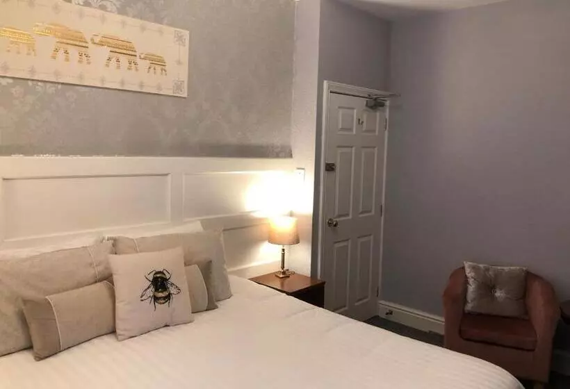 スーペリアールーム, Adcote House Exclusive For Adults