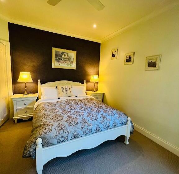 منزل غرفة نوم واحدة, St Helen S Cottages