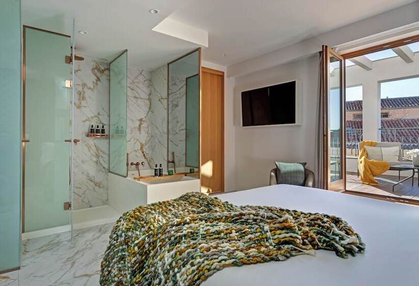Premium room with terrace, Umusic Hotel Madrid