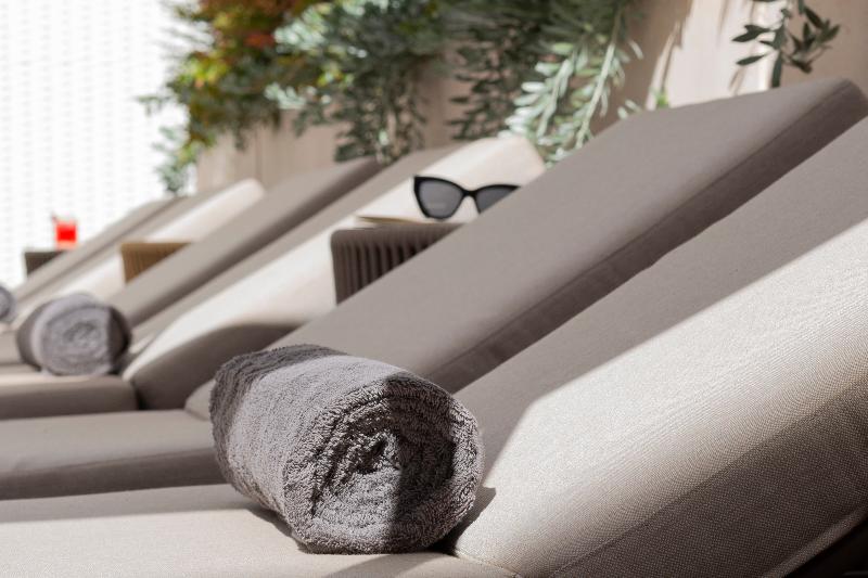 اتاق لوکس, Umusic Hotel Madrid