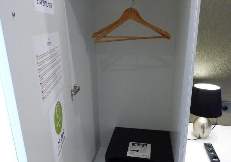 اتاق کلاسیک, Umusic Hotel Madrid