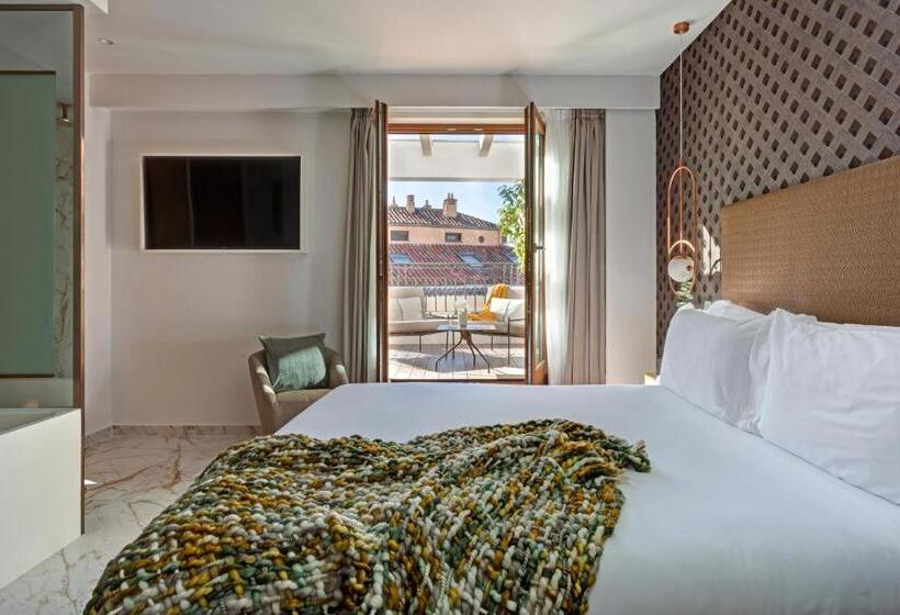 Premium room with terrace, Umusic Hotel Madrid