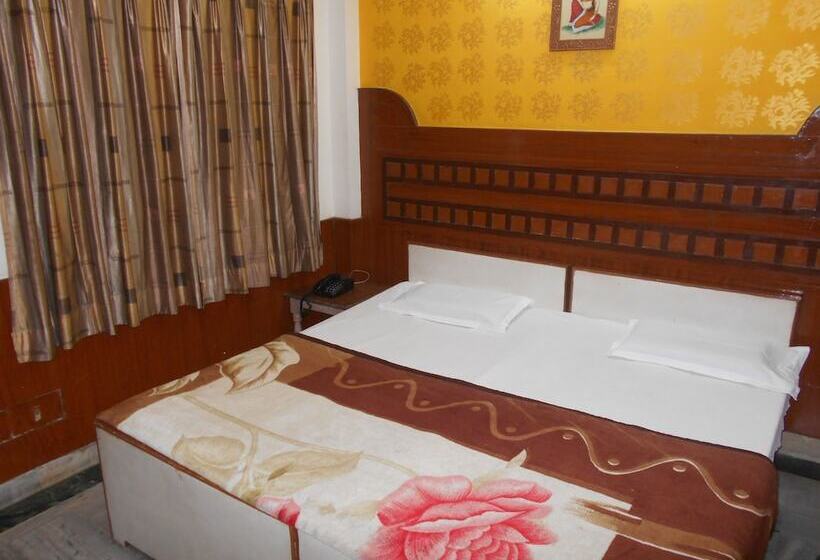 اتاق استاندارد, Ajay International