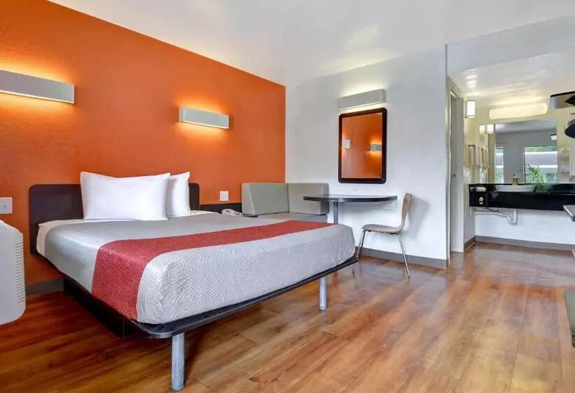 デラックスルーム, Motel 6 Dania Beach