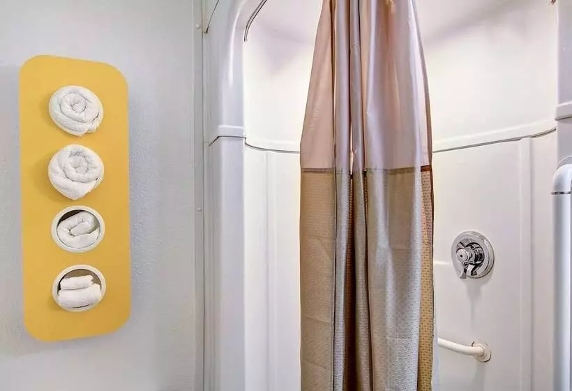 デラックスルーム, Motel 6 Green Bay, Wi