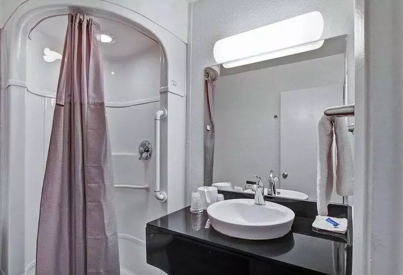 デラックスルーム, Motel 6 Green Bay, Wi