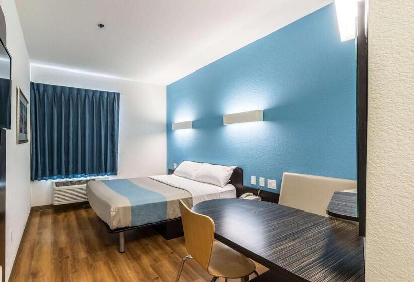 غرفة قياسية, Motel 6laredo, Tx  Airport