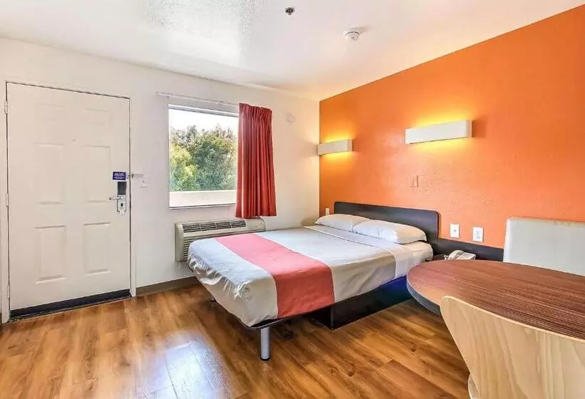 身障者適用スタンダードルーム, Motel 6 Sunnyvale, Ca North