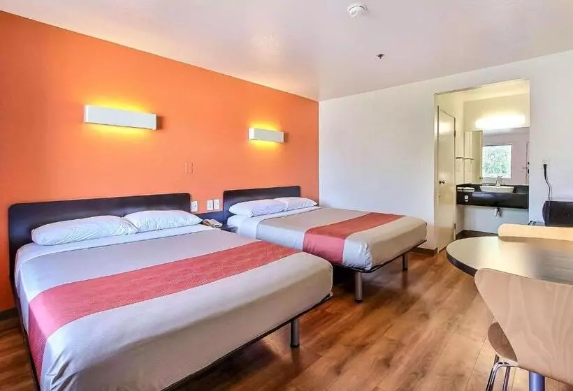 プレミアム4ベッドルーム, Motel 6 Sunnyvale, Ca North