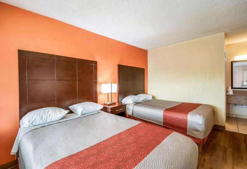 Habitación Cuádruple Economy, Motel 6 Washington Dc Convention Center