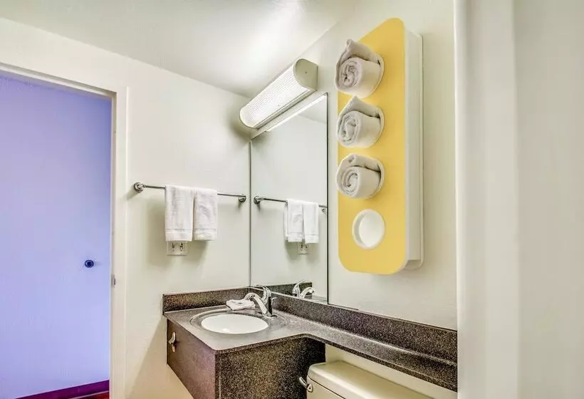 ２ダブルベッドのスタンダードルーム, Motel 6amherst, Ny  Buffalo