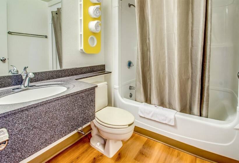 חדר סטנדרט שתי מיטות זוגיות, Motel 6amherst, Ny  Buffalo