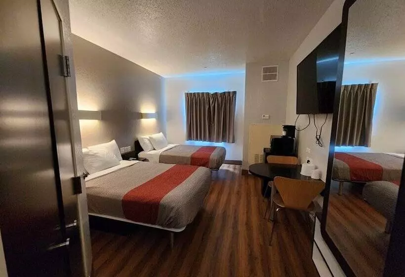 ２ダブルベッドのスタンダードルーム, Motel 6biloxi, Ms  Beach
