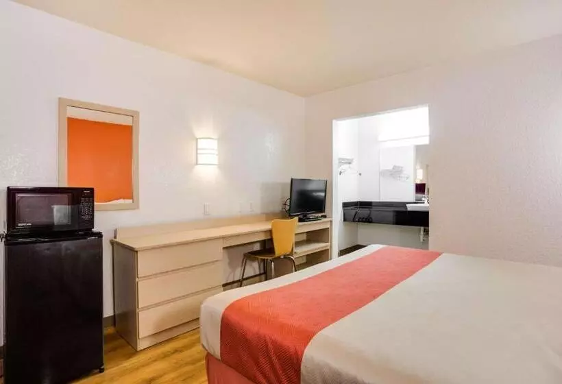 身障者適用キングサイズベッドルーム, Motel 6fayetteville, Ar