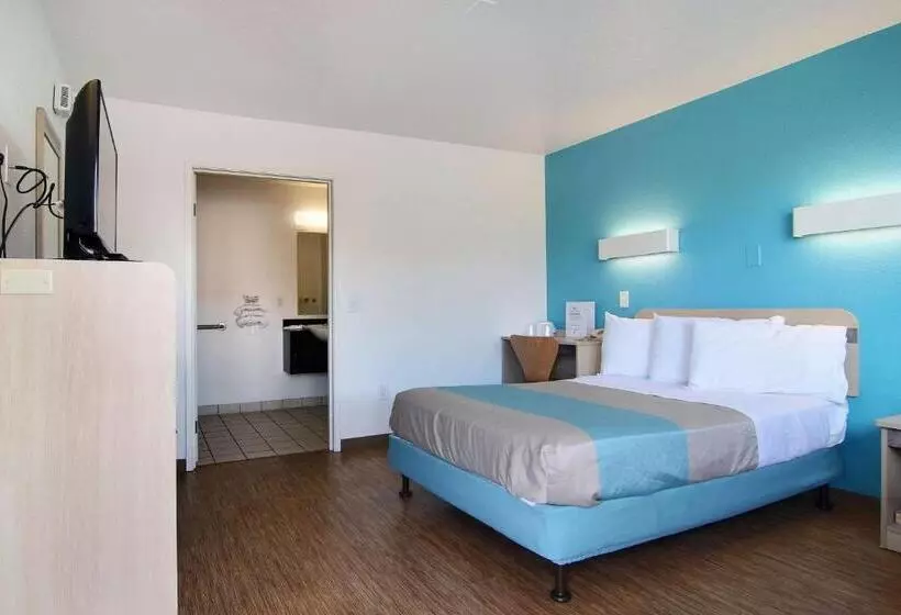 اتاق استاندارد برای معلولان, Motel 6 Lubbock, Tx