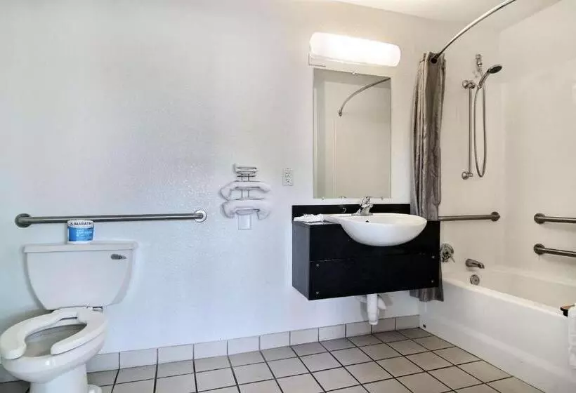 اتاق استاندارد برای معلولان, Motel 6 Lubbock, Tx