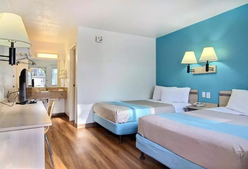 اتاق استاندارد چهار تخته, Motel 6 Lubbock, Tx