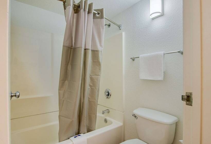 اتاق لوکس, Motel 6tacoma, Wa  South