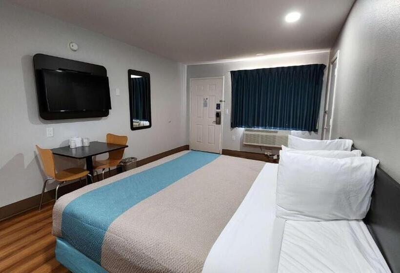 스탠다드 룸 킹사이즈 침대, Motel 6webster, Tx  Houston  Nasa Lake
