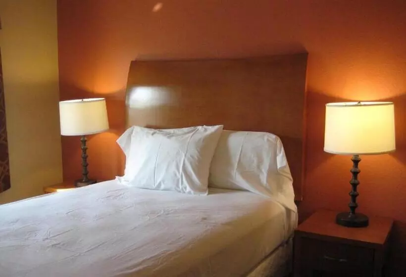 スイート, Americas Best Value Inn Porterville