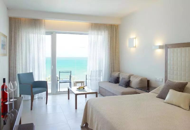 اتاق استاندارد برای معلولان, Knights Inn Flint