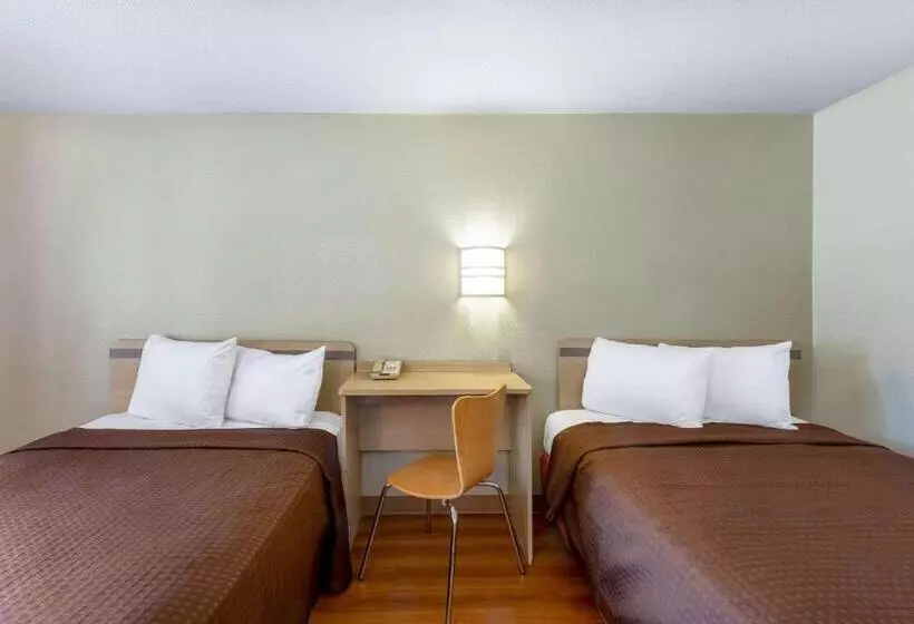 障害者適応デラックスルーム, Travelodge By Wyndham Essington / Philadelphia Airport