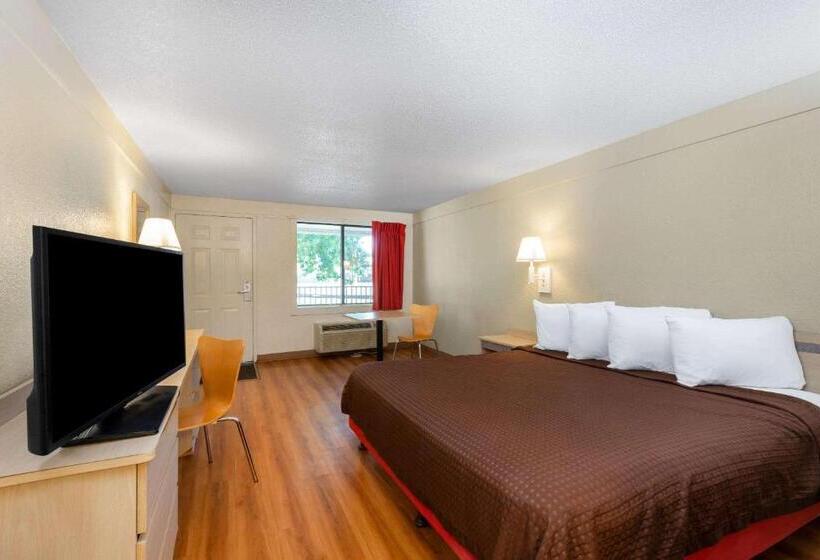 Стандартный Номер Кровать Кинг, Travelodge By Wyndham Essington / Philadelphia Airport