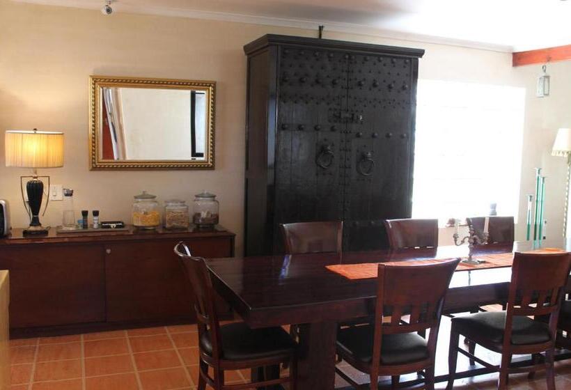 Quarto Estandar, Goblin S Mead