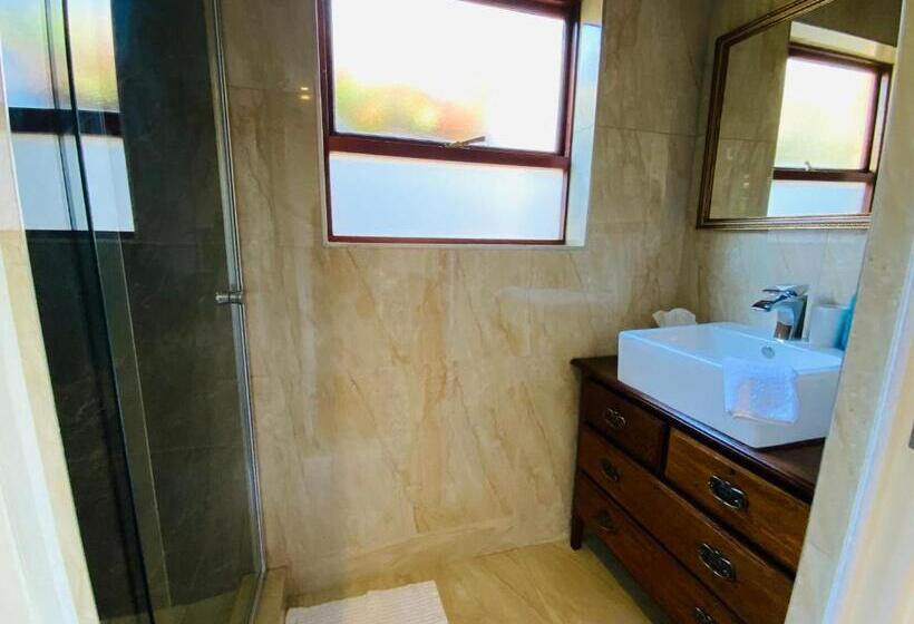 Quarto Estandar, Goblin S Mead