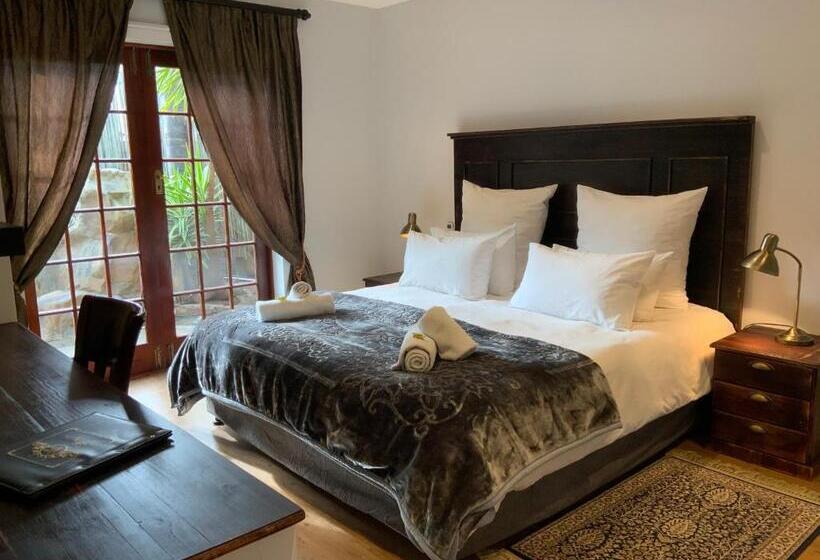 プールの見えるデラックスルーム, Goblin S Mead