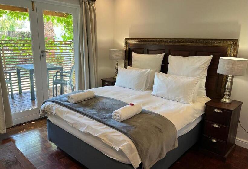 テラス付きスタンダードルーム, Goblin S Mead