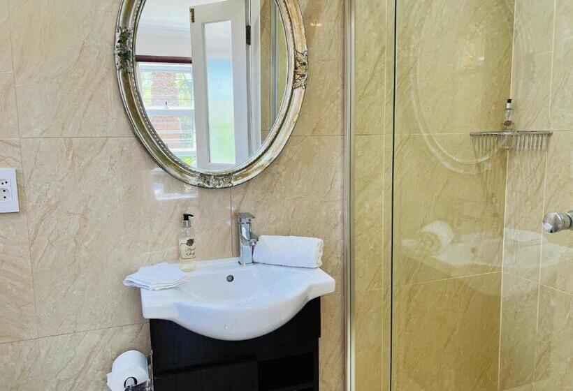 テラス付きスタンダードルーム, Goblin S Mead