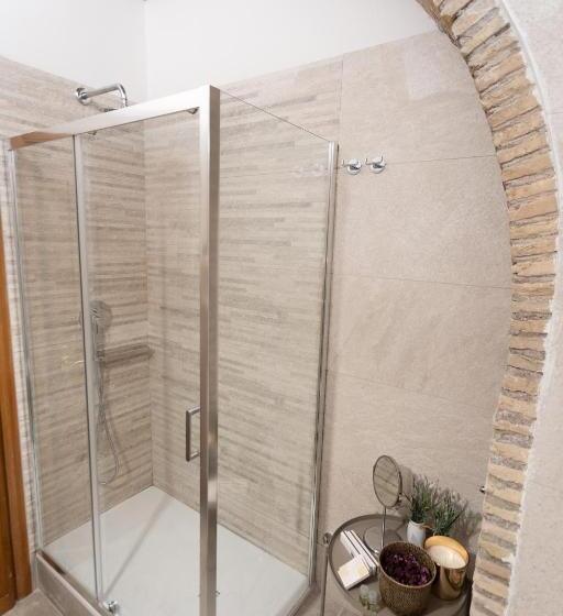 סוויטת ג'וניור עם טרסה, Pettinary Village B&b