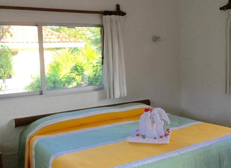 بانگلوی استاندارد, Club Akumal Caribe