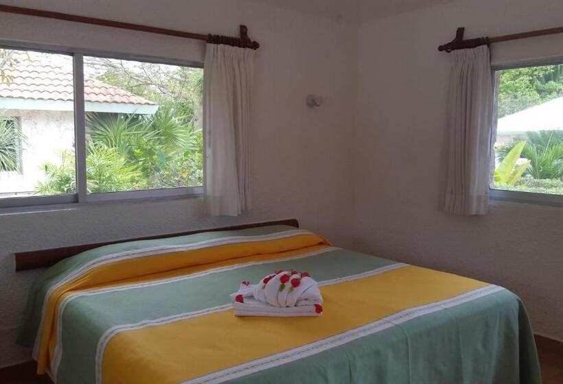 بانگلوی استاندارد, Club Akumal Caribe