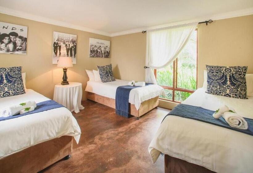 Семейный Номер, Stille Woning