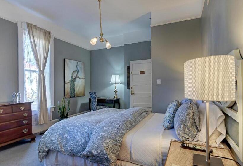 غرفة قياسية لذوى الاحتياجات الخاصة, Prairie Guest House