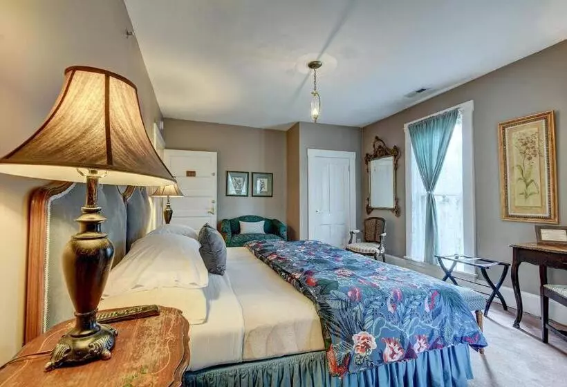 キングサイズベッドのデラックスルーム, Prairie Guest House