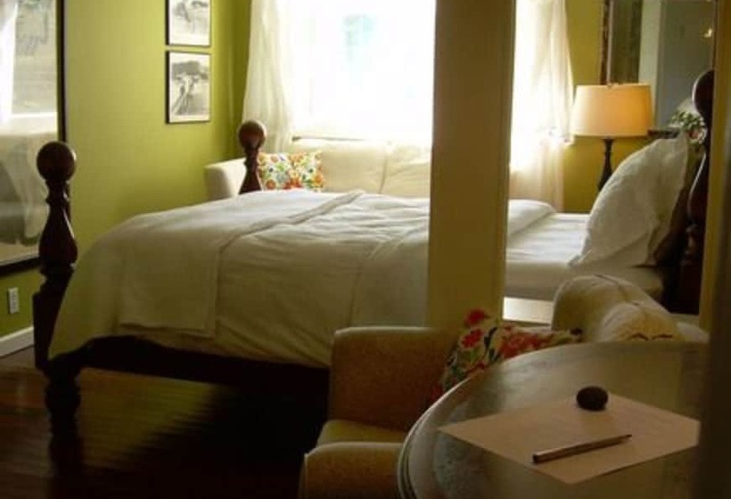 スタンダードルーム, Salmonberry Inn & Beach House