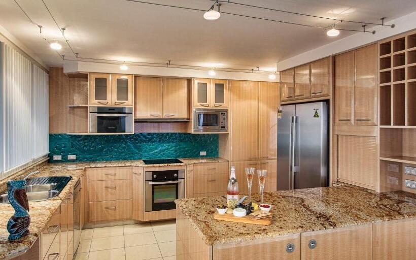 شقة دور أخير غرفة نوم واحدة, Dorchester On The Beach